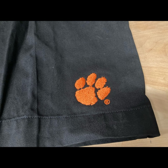 BellePointe Black Pleated Front Clemson University Shorts Women’s Size 8 - Picture 2 of 8